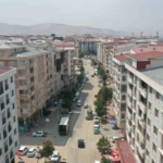 van-buyuksehir-belediyesi-suvaroglu-caddesini-yeniliyor-753OCEDy.jpg