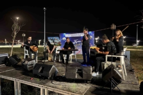 van-buyuksehir-belediyesinin-yaz-konserlerine-yogun-ilgi-IL1TQN7l.jpg