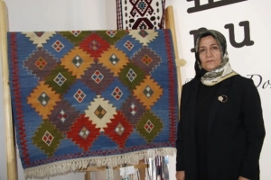 van-kilim-motifleri-hediyelik-esyalara-yansitildi-tLDiMvyD.jpg