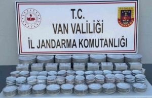 vanda-cok-sayida-gumruk-kacagi-malzeme-ele-gecirildi-kdr8Xwim.jpg