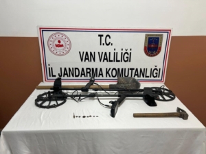 vanda-tarihi-eser-kacakciligi-operasyonu-4-gozalti-lVf6idve.jpg