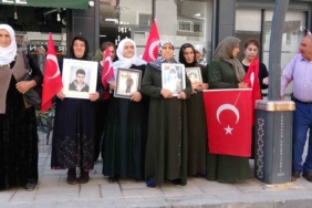 vanli-ailelerin-eylemi-107nci-haftasina-girdi-AwFnD5hr.jpg