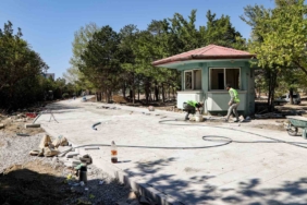 eski-dsi-yerleskesinde-millet-bahcesi-yapimi-devam-ediyor-tCUfZBMm.jpg