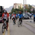 vanda-bisikletliler-avrupa-hareketlilik-haftasi-icin-pedal-cevirdi-jsGLwmlL.jpg