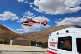 60-yasindaki-kalp-hastasi-helikopter-ambulansla-vana-sevk-edildi-ckj5zjMd.jpg