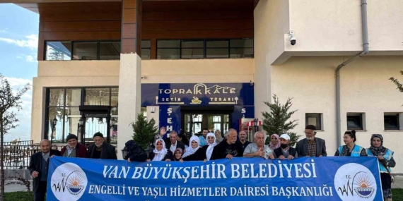 Van Büyükşehir Belediyesi Dünya Yaşlılar Günü’nü unutmadı