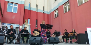 van-buyuksehir-belediyesinden-unutulmaz-konser-pIpRtzAp.jpg