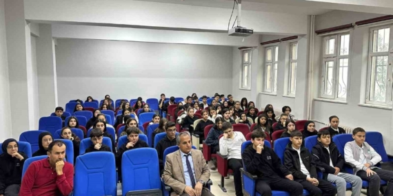 Van’da “5 Soru ve 5 Cevap” konferansı