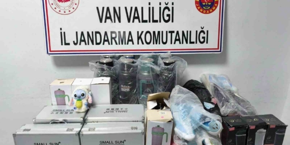 Van’da gümrük kaçakçılığı operasyonu