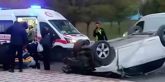 Erciş’te trafik kazası: 3 yaralı