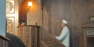 imam-hatipten-ornek-davranis-wST81TKh.jpg