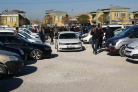 van-acik-oto-pazarinda-fiyatlar-turkiye-ortalamasinin-uzerinde-hApAQU19.jpg