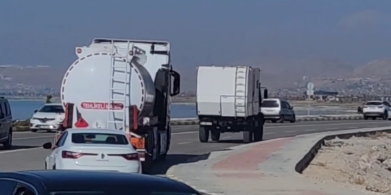 Van’da sahil yolu çökme tehlikesiyle karşı karşıya