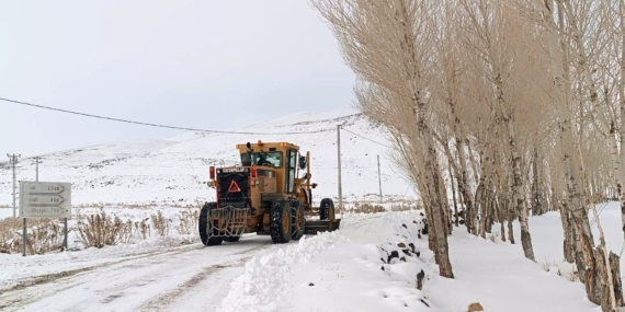 Van’da 389 yerleşim yerinin yolu kapalı