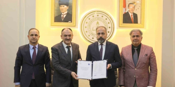 Van YYÜ’nün akademik gücü şehrin eğitimine yansıyor