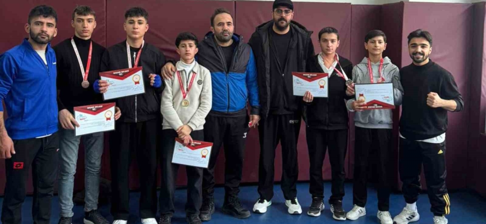 catakli-ogrenciler-muay-thai-il-sampiyonasinda-derece-elde-etti-Cj5eaRge.jpg