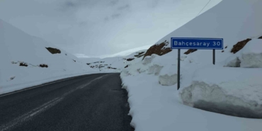 turkiyede-kar-rekoru-kar-kalinligi-4-metreye-yaklasti-O8uIvvTD.jpg