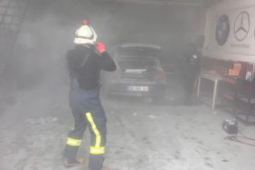 van-oto-sanayisinde-otomobil-yangini-LEpm8RgZ.jpg